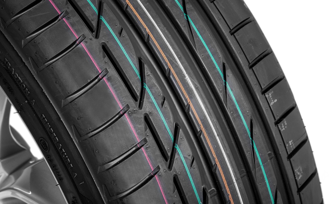 Kompletné letné koleso CRATER 19" pre KAROQ