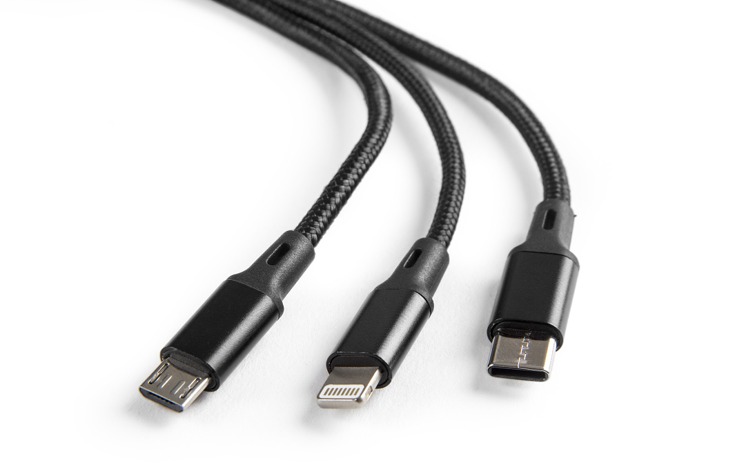 Dobíjací kábel USB 4 v 1
