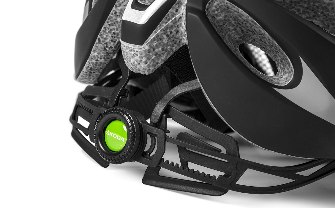 Cyklistická helma čierna