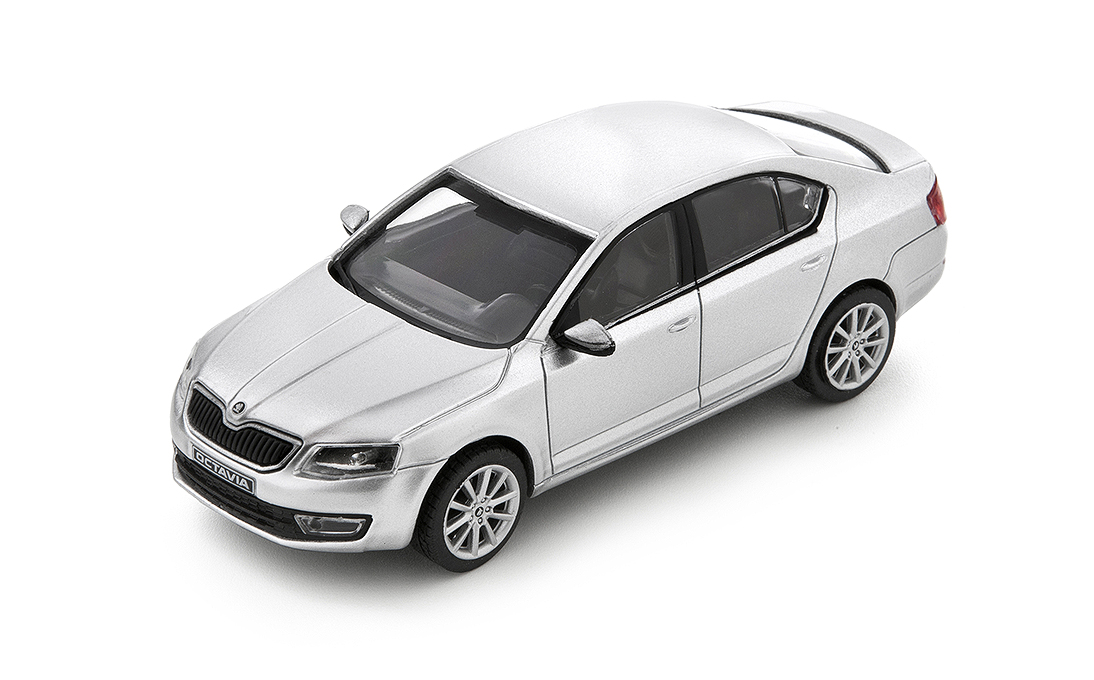 OCTAVIA III 1:43