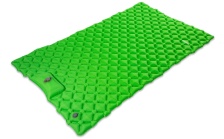 Nafukovacia karimatka pre dvoch