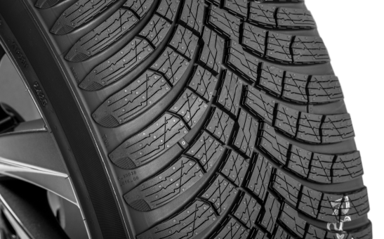 Kompletné zimné koleso Perseus 18" pre Octavia IV