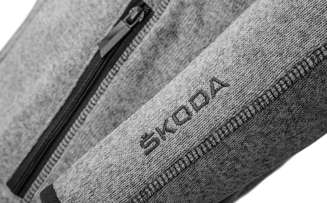 Dámsky športový sveter