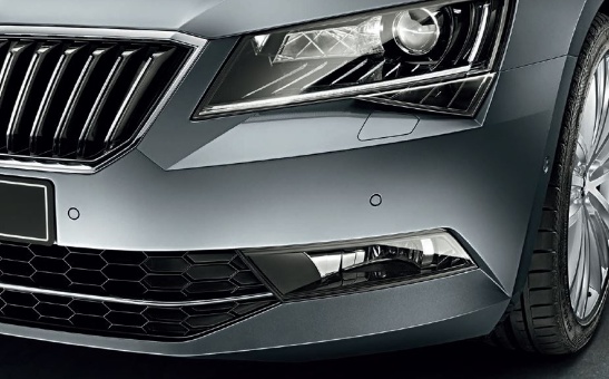 Front parking sensors Superb III