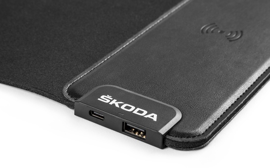 Podložka pod myš s bezdrôtovým dobíjaním