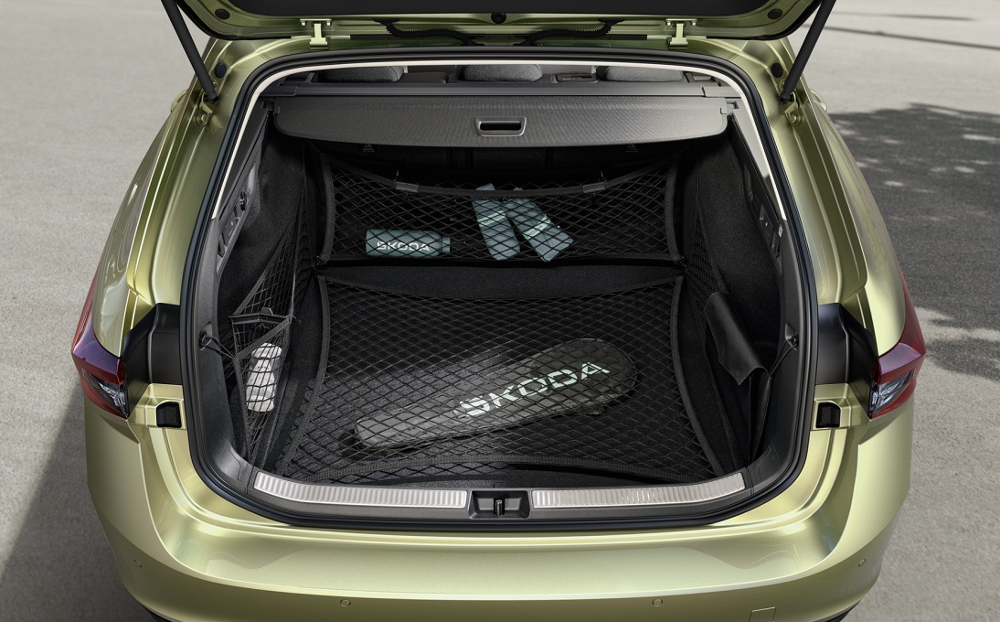 Sieťový program s vreckom čierny Superb IV Combi