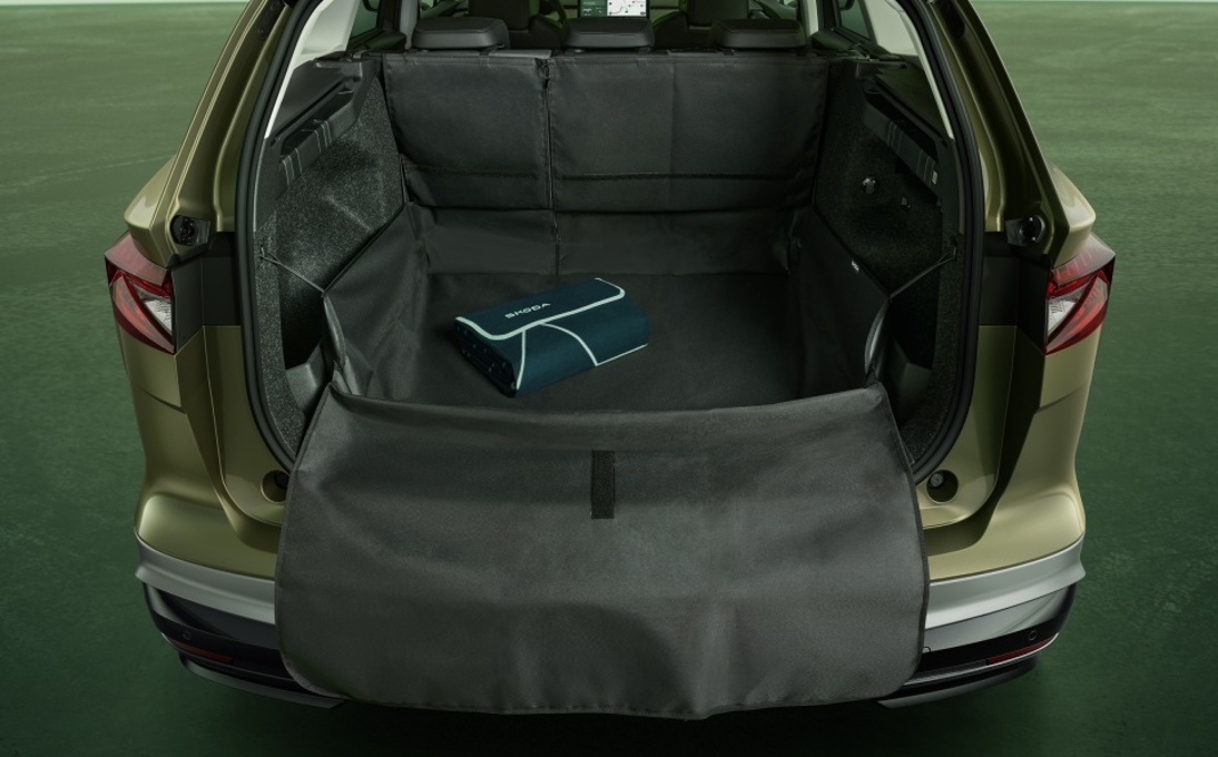 Foldable boot protection Enyaq