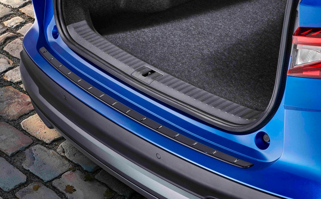 Loading edge protection strip Enyaq