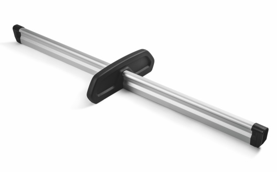 Deliaci element pre hliníkovú prepážku