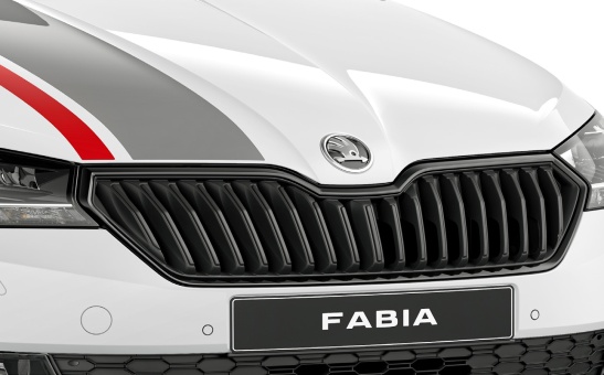 Dekoratívny rámik prednej masky vo farbe black magic