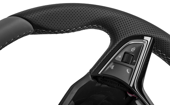 Športový volant trojramenný