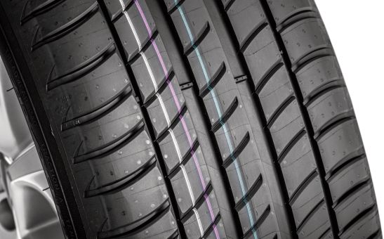 Complete summer alloy wheel BRAGA 18" for KAROQ.