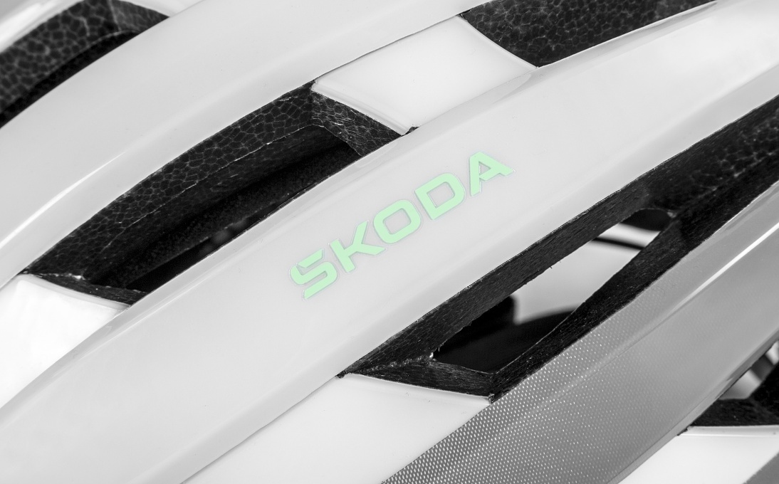 Cyklistická helma cestná