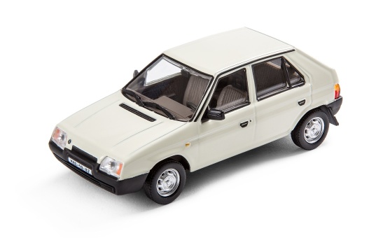 Favorit (1988) 1:43 biela