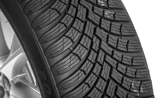 Kompletné zimné koleso Stratos 17" pre Scala