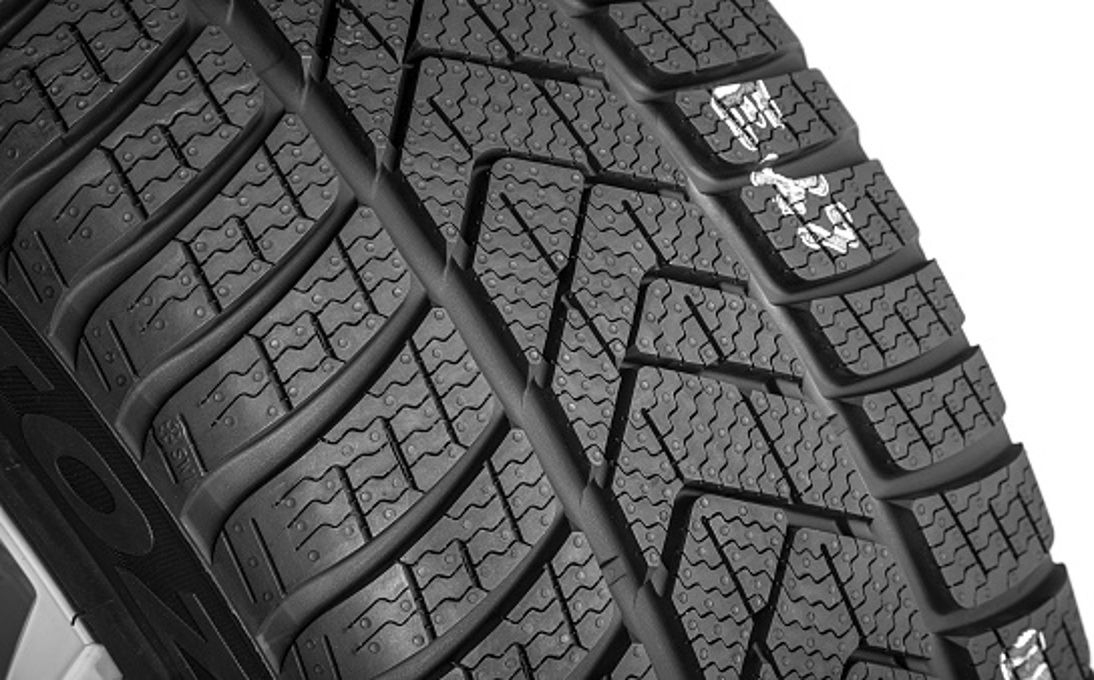 Kompletné zimné koleso Dofida 18" pre Superb IV