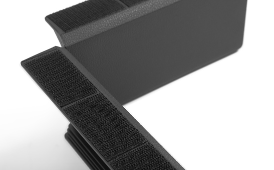 Univerzálny fixačný element