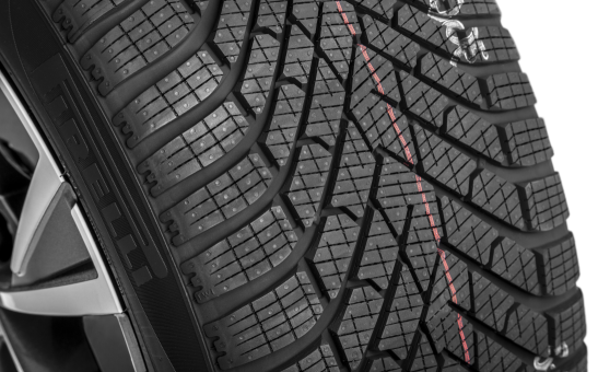 Kompletné zimné koleso Dofida 18" pre Superb IV