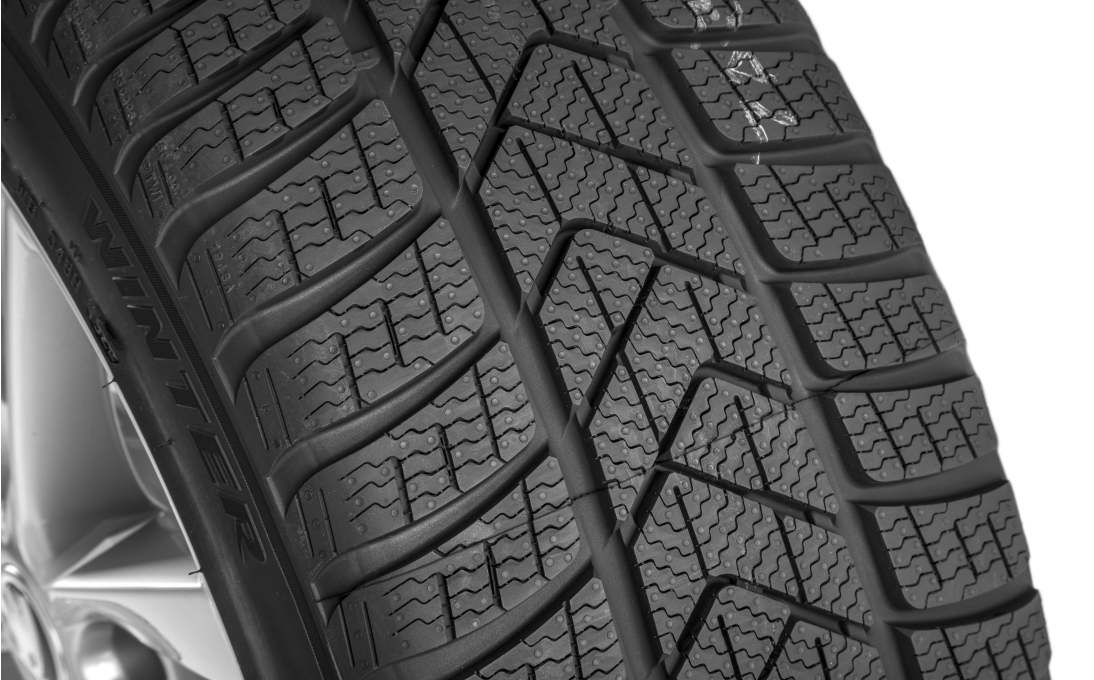 Kompletné zimné koleso Modus 18" pre Superb III