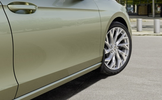 Predné lapače nečistôt Superb IV