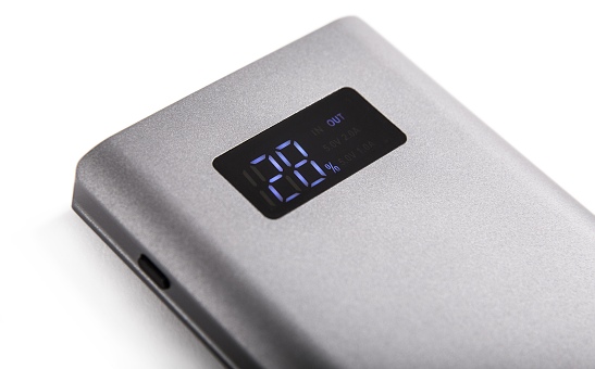 Kovová externá batéria