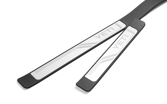 Decorative door sill covers Yeti