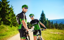 Pánske cyklistické šortky s trakmi