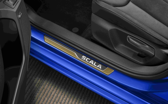 Dekoratívne 3D prahové fólie Scala