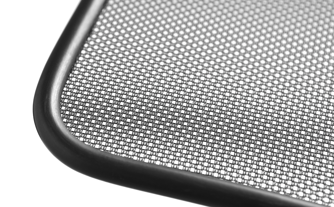 Rear side window sunblind