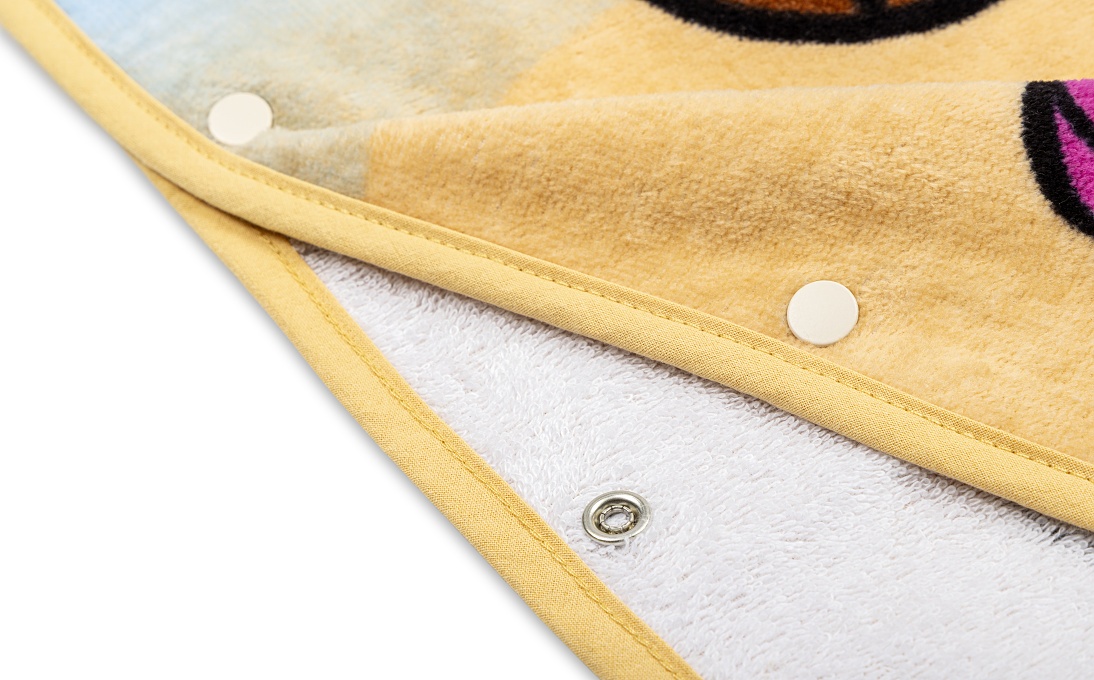 Girl's hooded bath towel