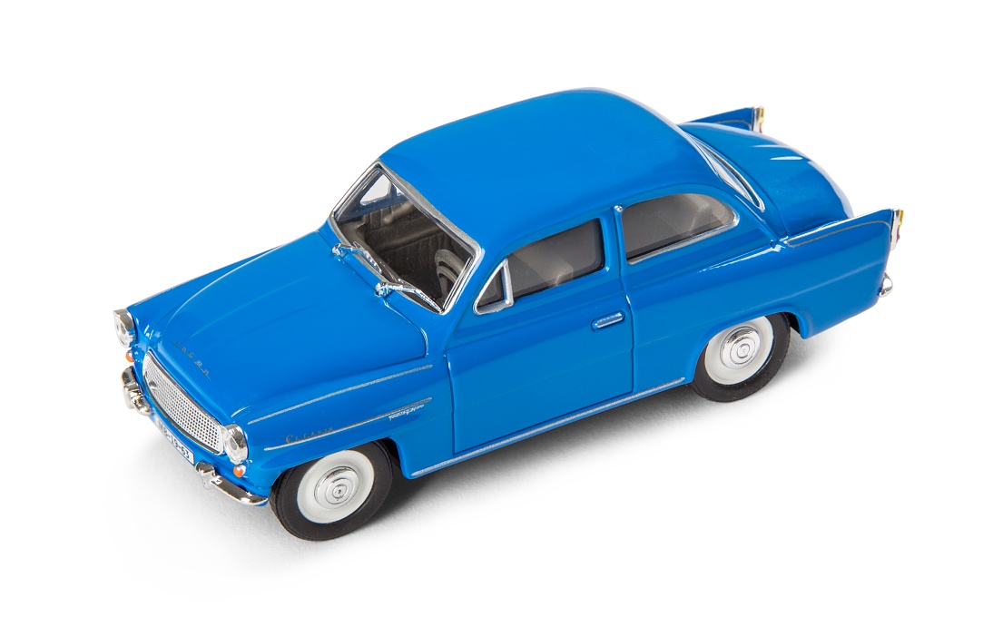 Model vozidla ŠKODA OCTAVIA (1963) 1:43 v modrej farbe.